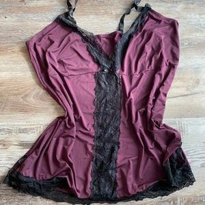 Black and burgundy chemise